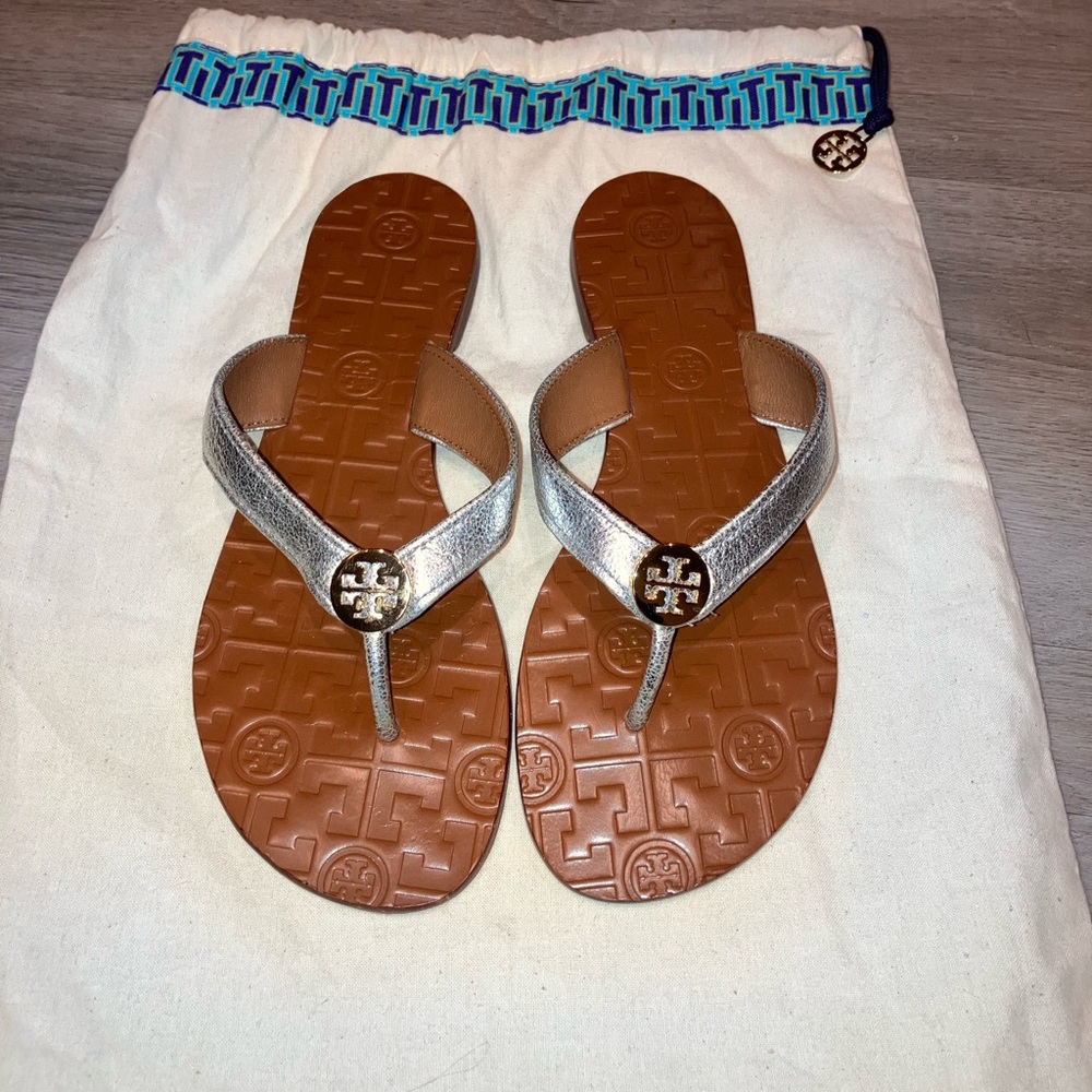 Tory Burch Thora Sandal- like new!
